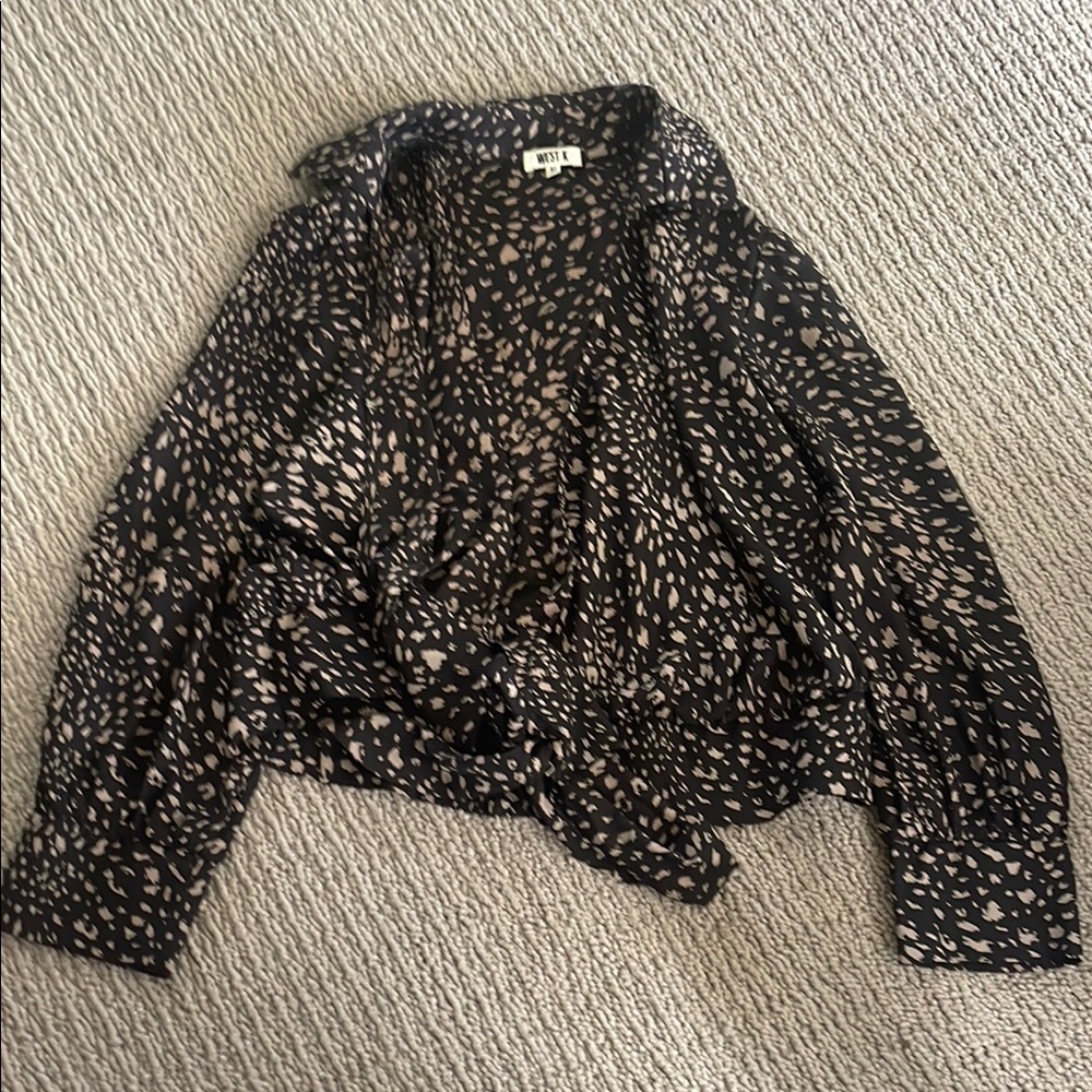 West K light weight sweater with tie in the front
